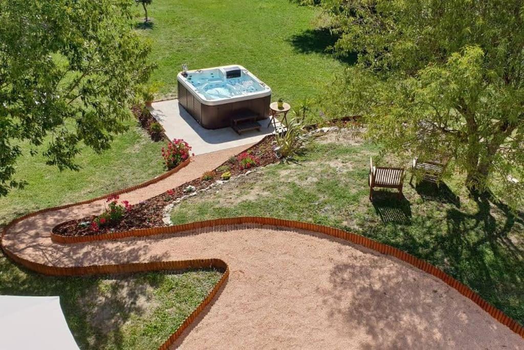 Les Prairies De Fenestrelle Spa & Piscine Au Calme Aubagne Exterior photo